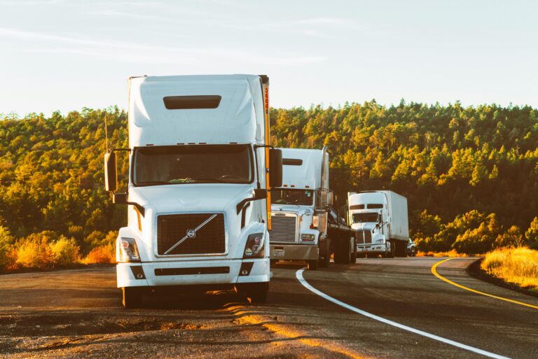 Daily truck parking Atlanta georgia,parking for trucks, parking lot for trucks, Trailer parking Atlanta Truck parking Atlanta Rv truck parking Trailer parking Atlanta Rv parking Atlanta Atlanta trailer parking Atlanta rv parking